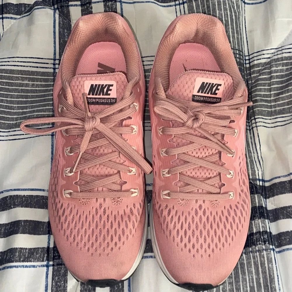 Nike Women's Pink Zoom Pegasus Sneakers - Picture 1 of 6